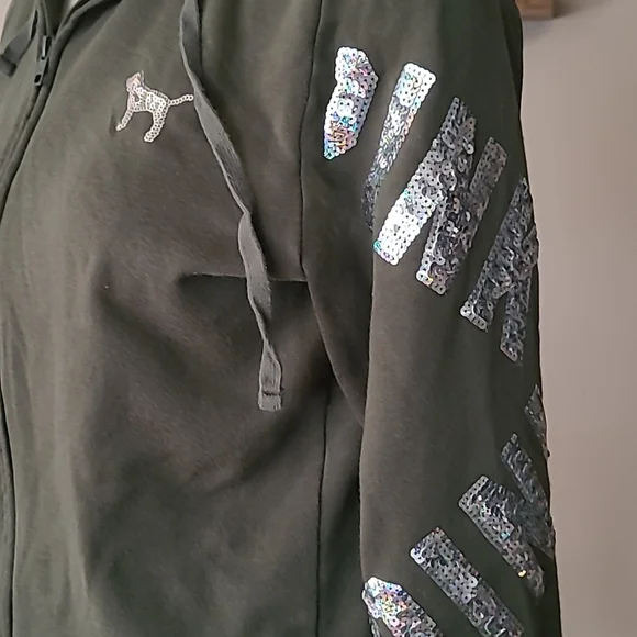 PiNK zip up small - Picture 1 of 6